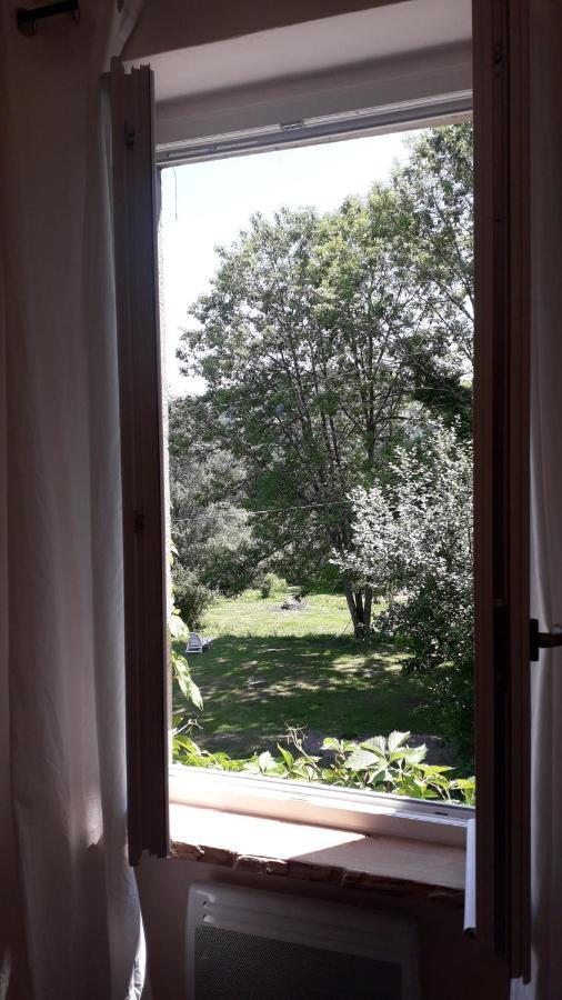 Les Muzards Hotel Chatel-Montagne ภายนอก รูปภาพ